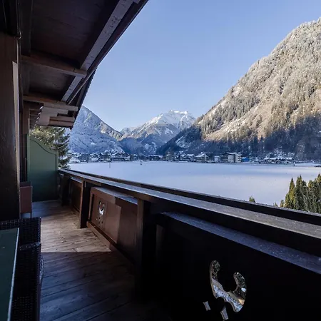 St. Joseph 公寓式酒店