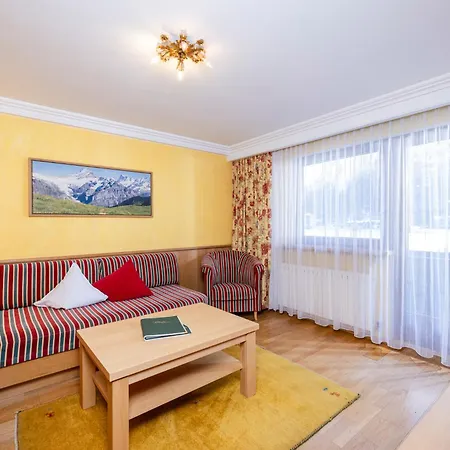 Aparthotel St. Joseph 4*