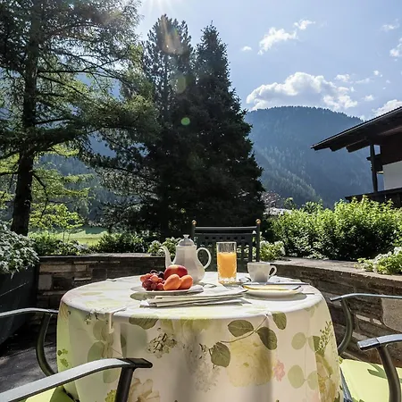 St. Joseph Aparthotel Mayrhofen