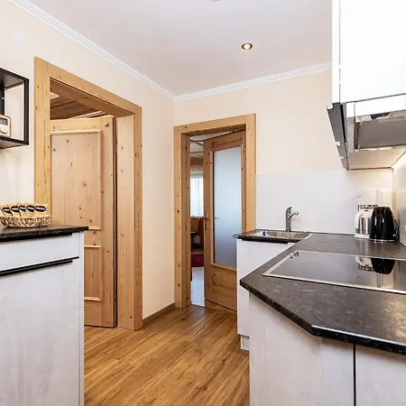 St. Joseph 公寓式酒店 4*