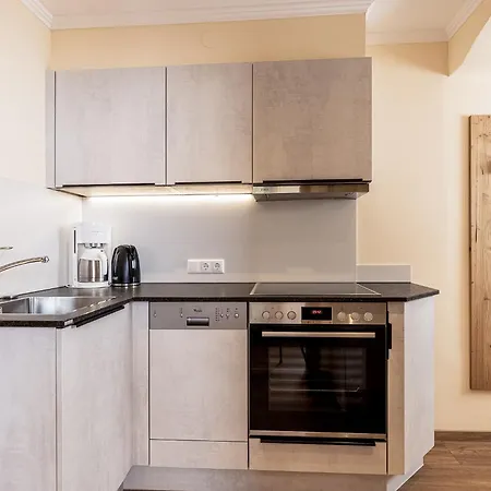 Aparthotel St. Joseph 4*