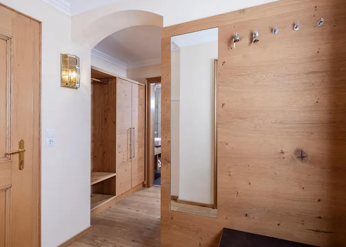 Апарт-отель Landhaus St. Joseph Майрхофен