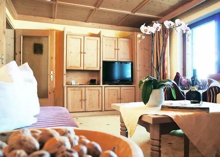 Landhaus St. Joseph Апарт-отель Майрхофен