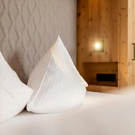 Aparthotel St. Joseph 4*