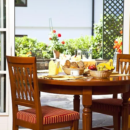 Aparthotel St. Joseph 4*