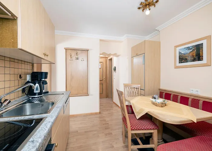 Apartahotel St. Joseph 4*